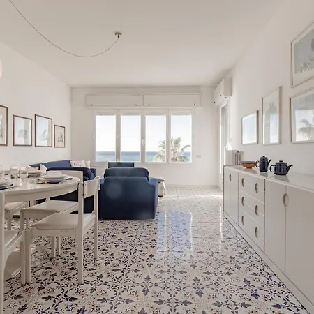 H11 Casa Mediterranea Vista Mare - Spiagge - Parcheggio Σαν Ρέμο